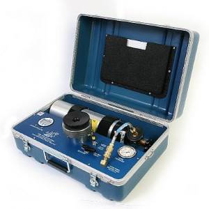 Model 1515D Pressure Chamber Instrument